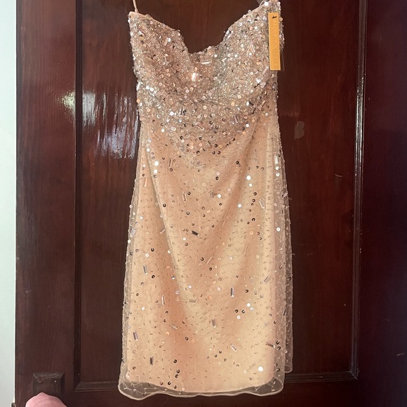 Alice + Olivia Strapless Sparkly Dress - Picture 1 of 8